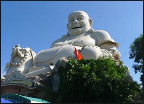 Mơ thấy Phật Di Lặc đánh con gì? Điềm báo của giấc mơ là gì?