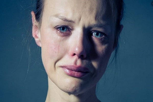 Nằm mơ thấy mình khóc nức nở hay lặng lẽ khóc một mình là điềm báo gì?-3 Mơ thấy khóc nức nở, khóc thầm 1 mình báo điềm gì?