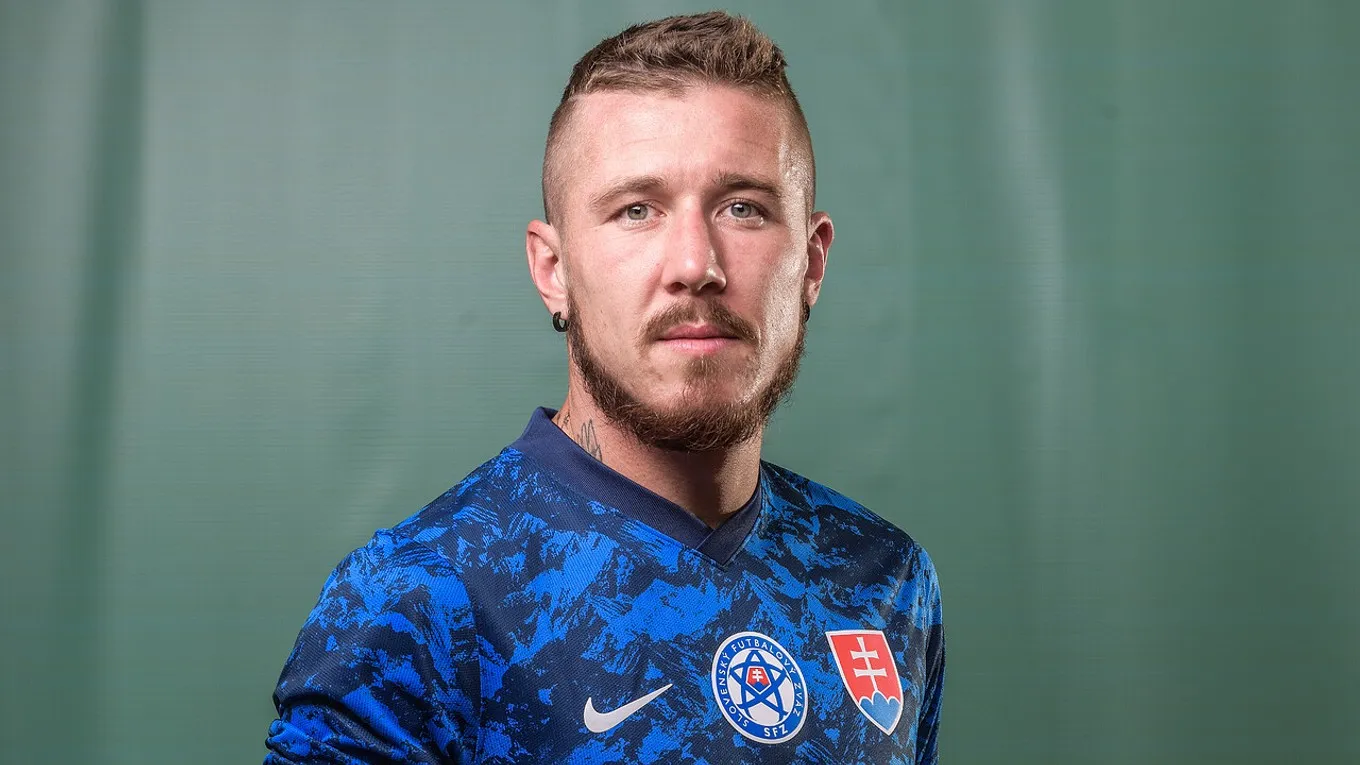 Tiểu Sử Juraj Kucka – Cựu Tiền Vệ Cho Clb Slovakia Slovan Bratislava - gocgiaitri.edu.vn