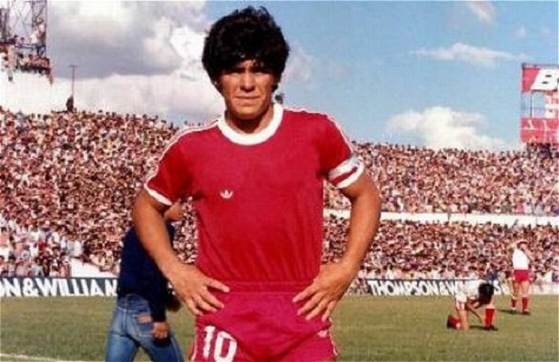 Sự nghiệp của Diego Maradona: 2 thập kỷ thống trị bóng đá thế giới
