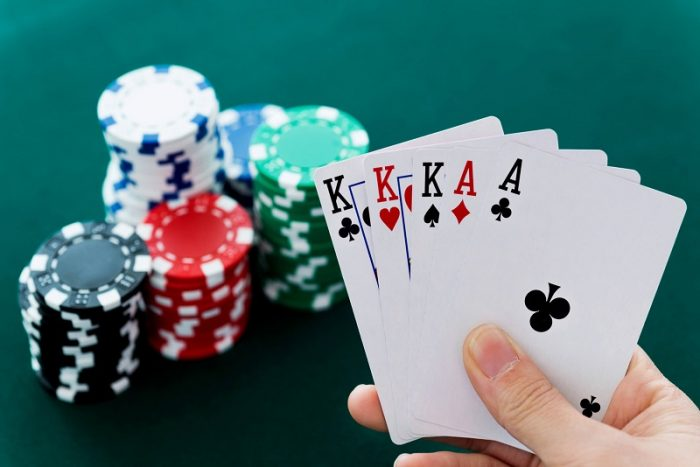 Thứ tự bài poker từ cao xuống thấp bạn cần biết
