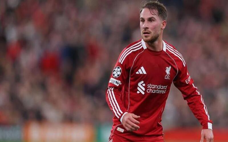 Khám phá 10 tiền vệ trung tâm xuất sắc nhất hiện nay.